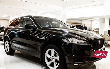 Jaguar F-Pace, 2019 год, 4 100 000 рублей, 3 фотография
