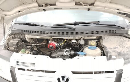 Volkswagen Transporter T5 рестайлинг, 2004 год, 1 350 000 рублей, 7 фотография