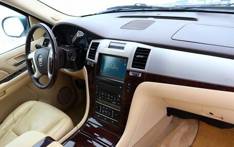 Cadillac Escalade III, 2008 год, 1 895 000 рублей, 11 фотография