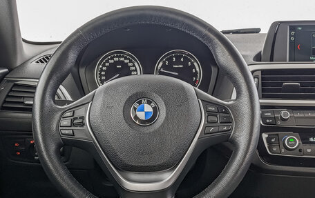 BMW 1 серия, 2017 год, 1 950 000 рублей, 24 фотография