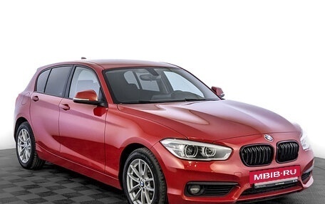 BMW 1 серия, 2017 год, 1 950 000 рублей, 18 фотография