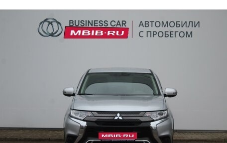 Mitsubishi Outlander III рестайлинг 3, 2021 год, 2 540 000 рублей, 2 фотография
