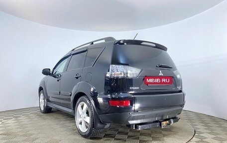 Mitsubishi Outlander III рестайлинг 3, 2011 год, 1 299 000 рублей, 7 фотография