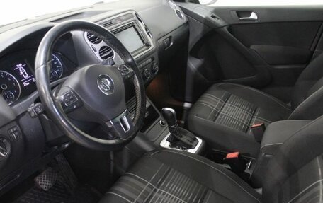 Volkswagen Tiguan II, 2016 год, 1 935 000 рублей, 15 фотография