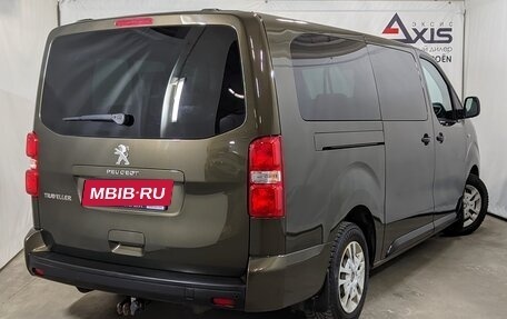 Peugeot Traveller I, 2018 год, 2 800 000 рублей, 3 фотография