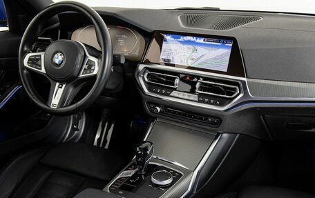 BMW 3 серия, 2021 год, 4 890 000 рублей, 15 фотография