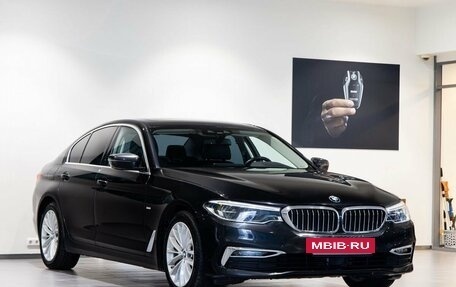 BMW 5 серия, 2019 год, 3 649 000 рублей, 3 фотография