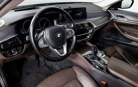 BMW 5 серия, 2019 год, 3 649 000 рублей, 14 фотография