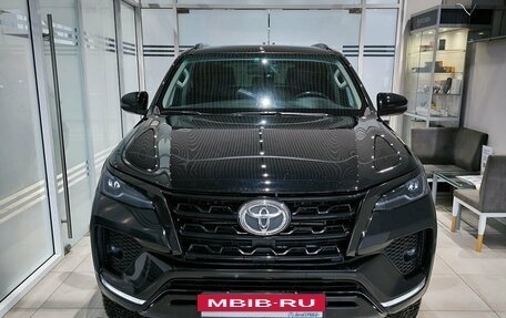 Toyota Fortuner II, 2021 год, 5 222 000 рублей, 2 фотография