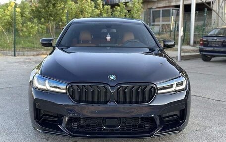 BMW 5 серия, 2023 год, 14 100 000 рублей, 1 фотография