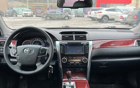 Toyota Camry, 2014 год, 1 780 000 рублей, 7 фотография