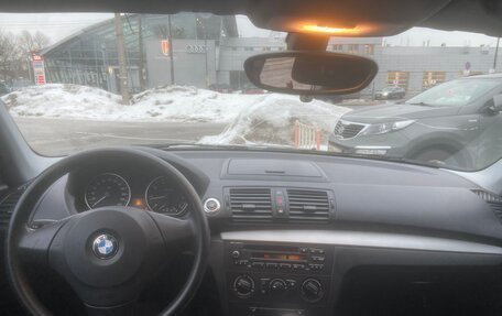 BMW 1 серия, 2011 год, 899 999 рублей, 8 фотография