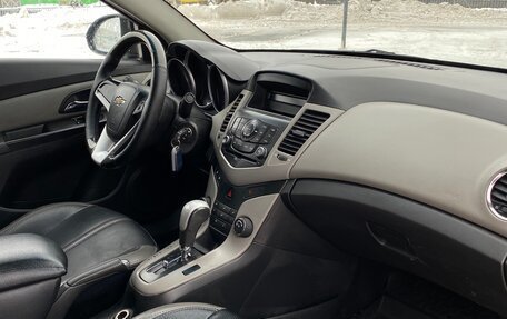 Chevrolet Cruze II, 2012 год, 619 000 рублей, 8 фотография