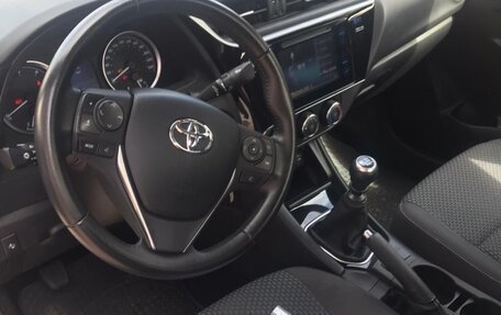 Toyota Corolla, 2016 год, 1 750 000 рублей, 6 фотография