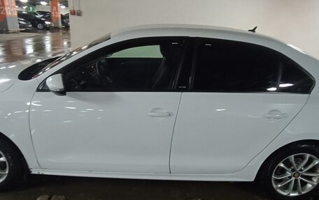 Volkswagen Jetta VI, 2016 год, 1 000 000 рублей, 6 фотография