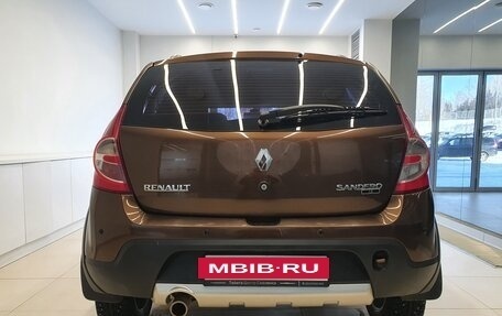 Renault Sandero I, 2013 год, 850 000 рублей, 6 фотография