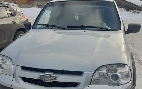 Chevrolet Niva I рестайлинг, 2014 год, 815 000 рублей, 3 фотография