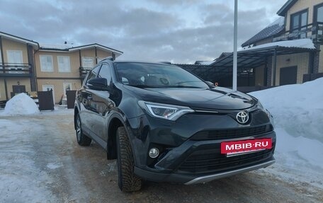 Toyota RAV4, 2019 год, 2 750 000 рублей, 3 фотография
