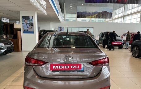 Hyundai Solaris II рестайлинг, 2018 год, 1 742 000 рублей, 6 фотография