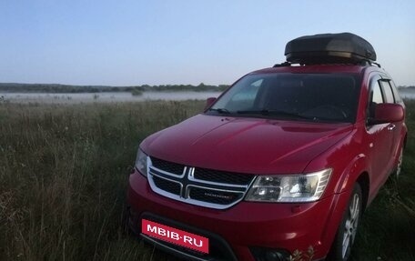 Dodge Journey I, 2012 год, 1 690 000 рублей, 3 фотография