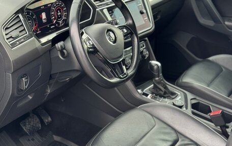 Volkswagen Tiguan II, 2018 год, 3 350 000 рублей, 6 фотография