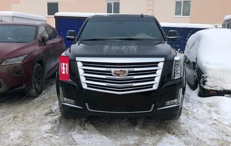 Cadillac Escalade IV, 2018 год, 5 500 000 рублей, 1 фотография