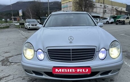 Mercedes-Benz E-Класс, 2002 год, 870 000 рублей, 12 фотография