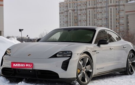 Porsche Taycan I, 2020 год, 13 975 000 рублей, 2 фотография