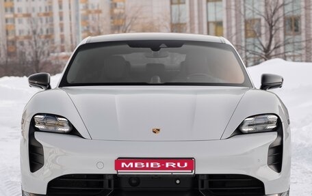 Porsche Taycan I, 2020 год, 13 975 000 рублей, 18 фотография
