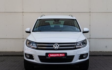 Volkswagen Tiguan I, 2015 год, 1 995 000 рублей, 3 фотография