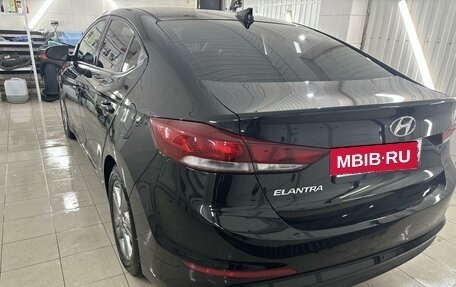 Hyundai Elantra VI рестайлинг, 2017 год, 1 550 000 рублей, 4 фотография