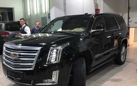 Cadillac Escalade IV, 2018 год, 5 500 000 рублей, 4 фотография