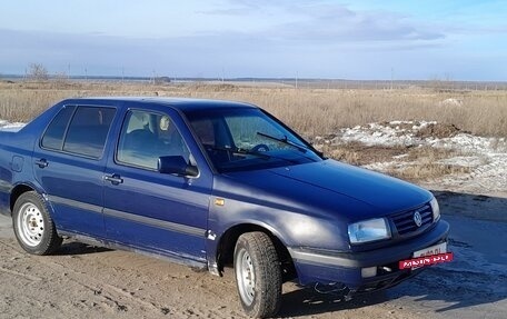 Volkswagen Vento, 1994 год, 200 000 рублей, 10 фотография