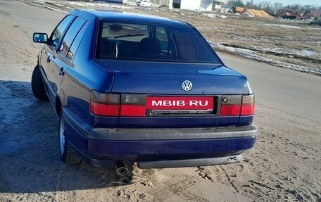 Volkswagen Vento, 1994 год, 200 000 рублей, 5 фотография