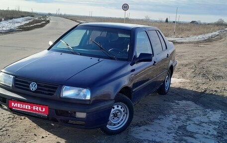 Volkswagen Vento, 1994 год, 200 000 рублей, 3 фотография