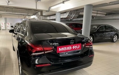 Mercedes-Benz A-Класс, 2019 год, 2 530 000 рублей, 2 фотография