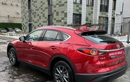 Mazda CX-4, 2023 год, 3 400 000 рублей, 4 фотография