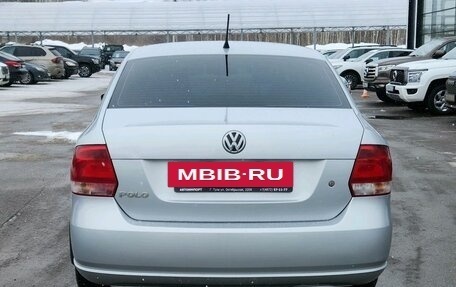 Volkswagen Polo VI (EU Market), 2015 год, 940 000 рублей, 5 фотография