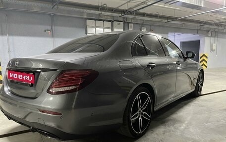 Mercedes-Benz E-Класс, 2017 год, 4 750 000 рублей, 5 фотография
