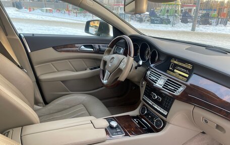 Mercedes-Benz CLS, 2012 год, 2 100 000 рублей, 11 фотография