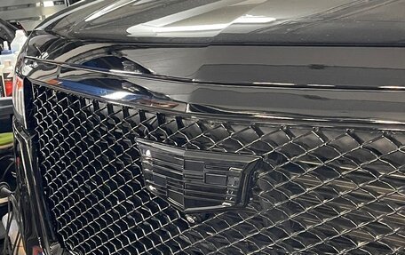 Cadillac Escalade V, 2022 год, 14 000 000 рублей, 6 фотография