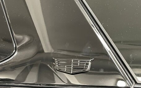 Cadillac Escalade V, 2022 год, 14 000 000 рублей, 7 фотография