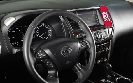 Nissan Pathfinder, 2016 год, 2 329 000 рублей, 12 фотография