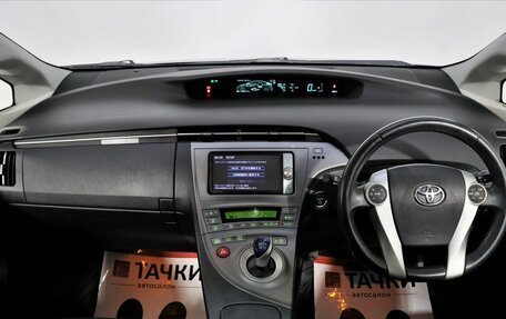 Toyota Prius, 2012 год, 1 350 000 рублей, 7 фотография