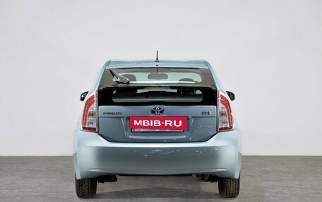 Toyota Prius, 2012 год, 1 350 000 рублей, 4 фотография