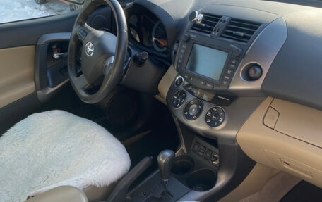 Toyota RAV4, 2012 год, 1 730 000 рублей, 13 фотография