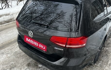 Volkswagen Passat B8 рестайлинг, 2017 год, 1 965 000 рублей, 13 фотография