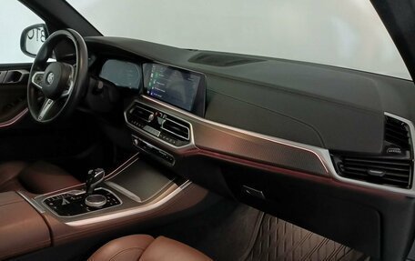BMW X5, 2021 год, 9 400 000 рублей, 2 фотография
