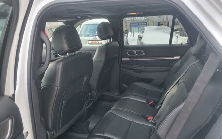 Ford Explorer VI, 2017 год, 3 570 000 рублей, 19 фотография