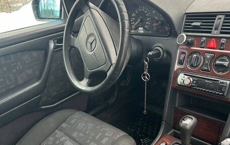 Mercedes-Benz C-Класс, 1996 год, 345 000 рублей, 6 фотография